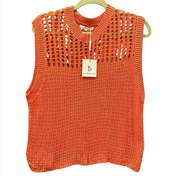 Do Everything in Love Orange Ribbed Cropped  Crocheted Tank Top. 🍊 - Picture 1 of 4